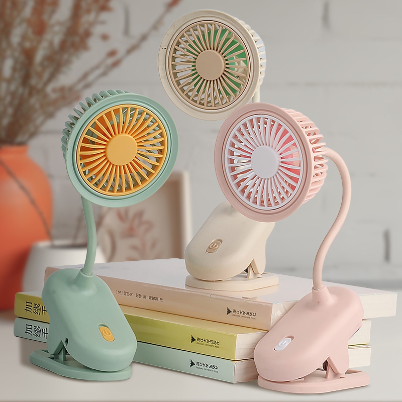 Oscillating Fan Clip - مروحة صغيرة قابلة للشحن عبر USB